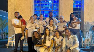 Primeiro encontro da pequena Ivy com a Conferência